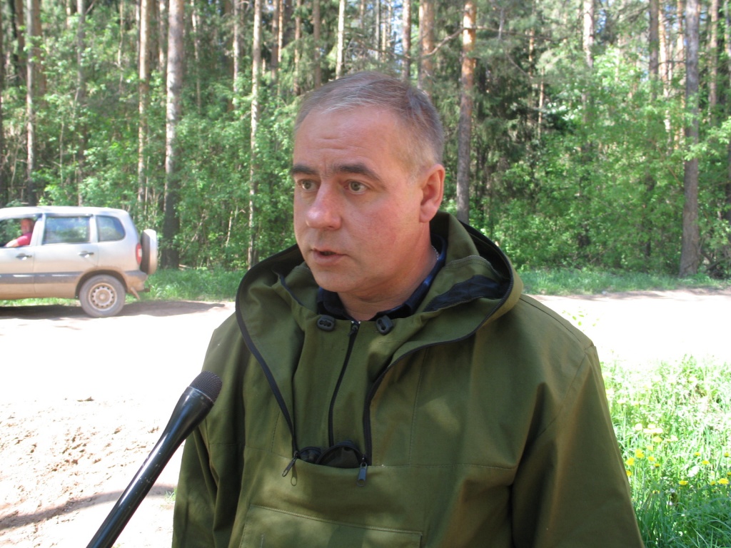Н.В. Трушков, рукововдитель ГУУР Воткинское лесничество.JPG
